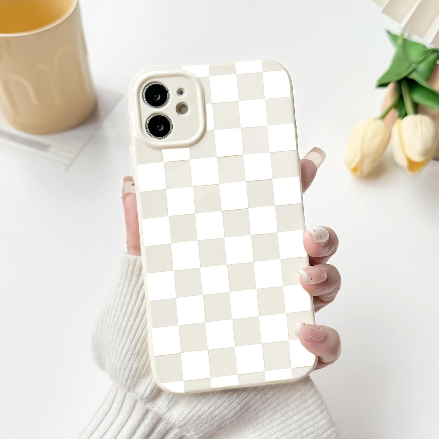 Compatible with iPhone 11, cute aesthetic checkerboard pattern, stylish and slim fit, TPU silicone shockproof full camera protective case for women and girls.