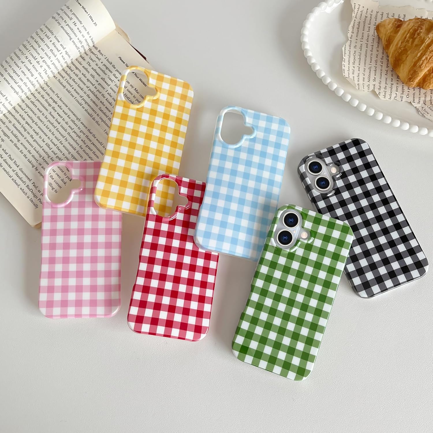 Cute and aesthetically pleasing plaid phone case for iPhone 15, soft and ultra-thin TPU shockproof phone case suitable for women and girls.