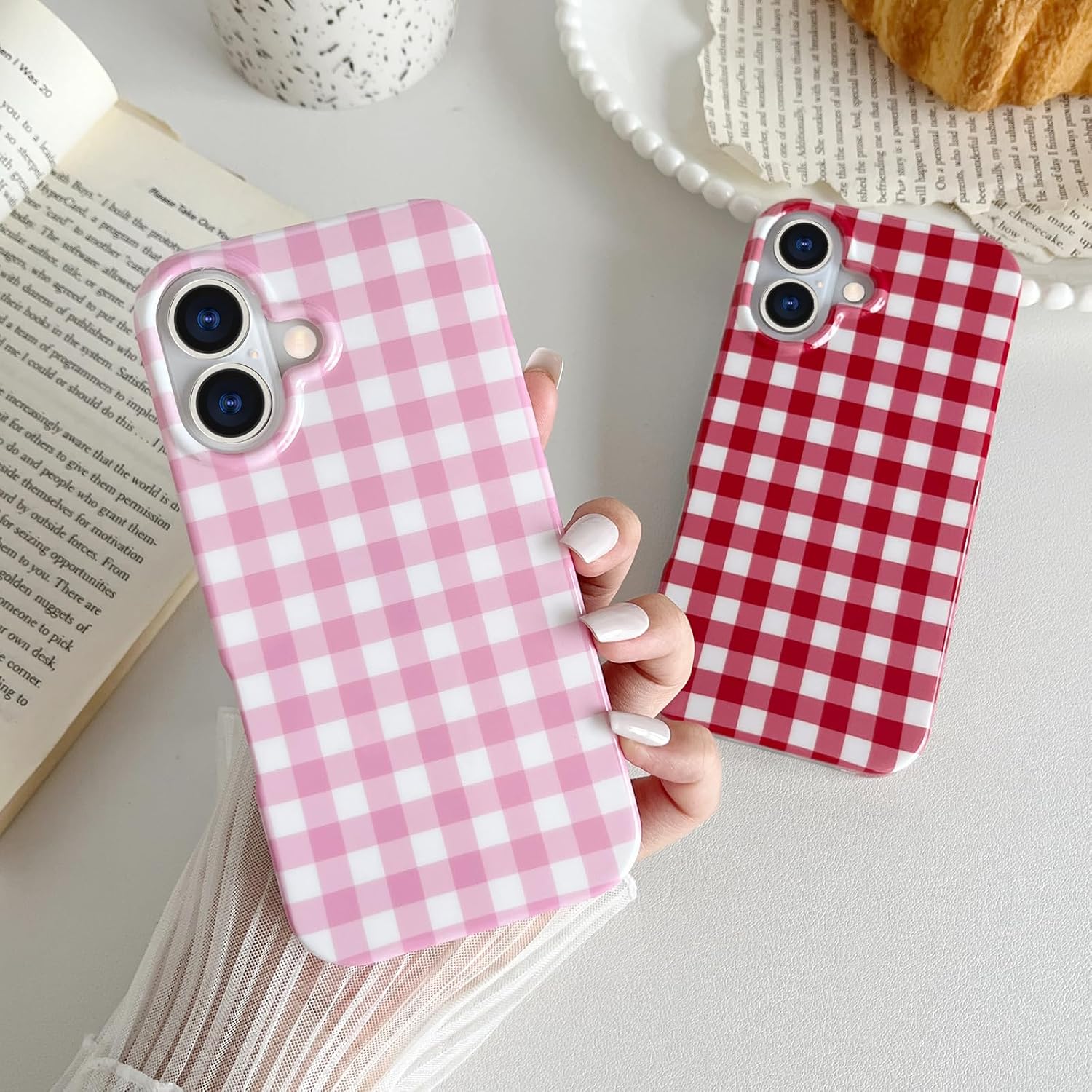 Cute and aesthetically pleasing plaid phone case for iPhone 15, soft and ultra-thin TPU shockproof phone case suitable for women and girls.